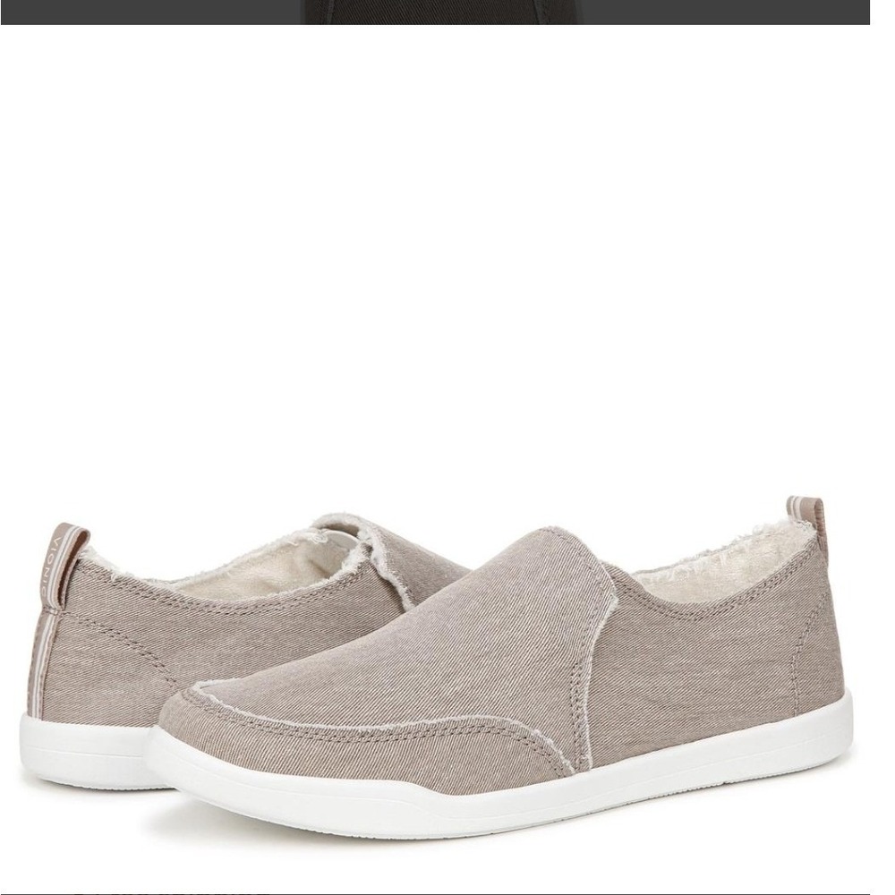 Vionic Beach Malibu Beige Denim Womens 10 Wide Tan Casual Canvas SlipOn Sneakers